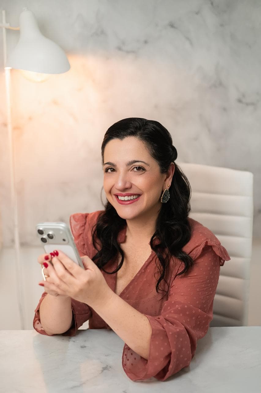Dra. Adriana Castilho